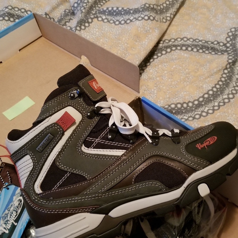 Vasque Gortex Hiking Boot